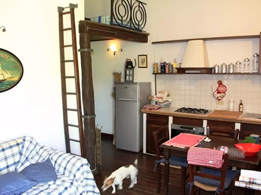 Immagine 10 di Rustico / casale in vendita  in Piazza Ascanio Vitozzi a Orvieto