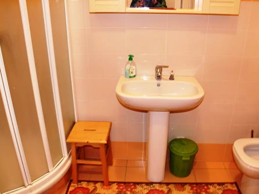 Immagine 9 di Appartamento in vendita  in Piazza Ascanio Vitozzi a Orvieto