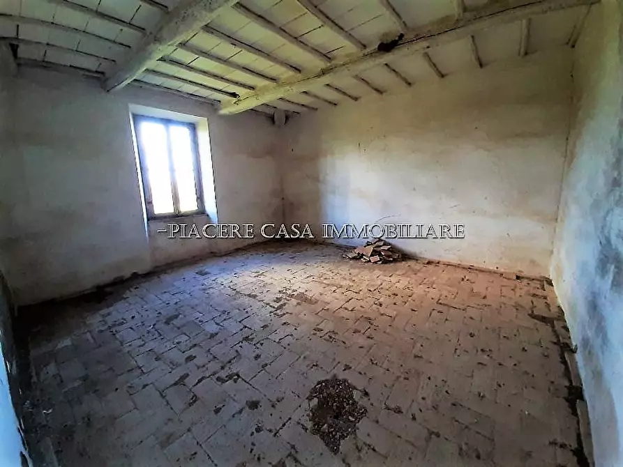 Immagine 10 di Rustico / casale in vendita  in Circondario di Orvieto a Orvieto