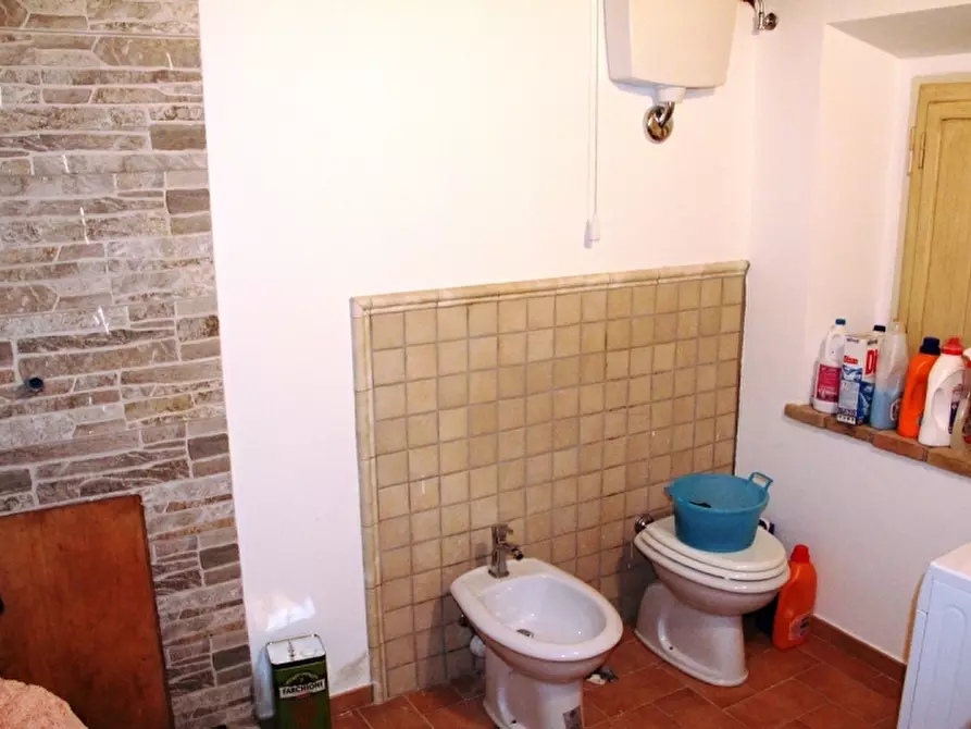 Immagine 11 di Casa indipendente in vendita  a Baschi