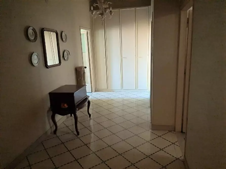 Immagine 11 di Appartamento in vendita  a Orvieto