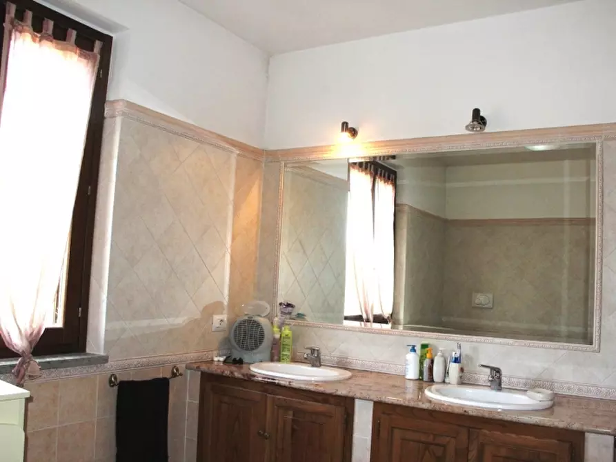 Immagine 10 di Casa semindipendente in vendita  in sferracavallo a Orvieto