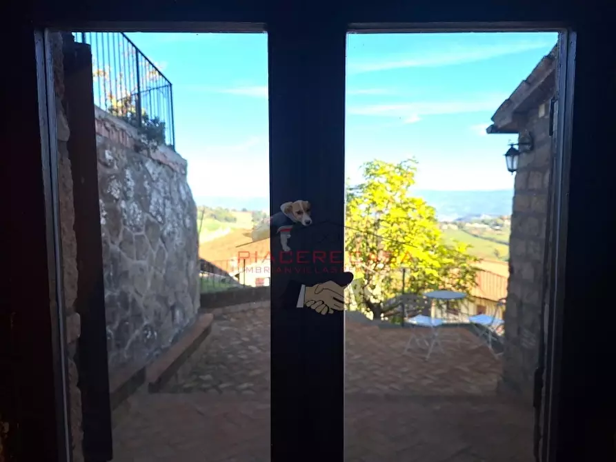 Immagine 10 di Appartamento in vendita  in Centro storico a Porano