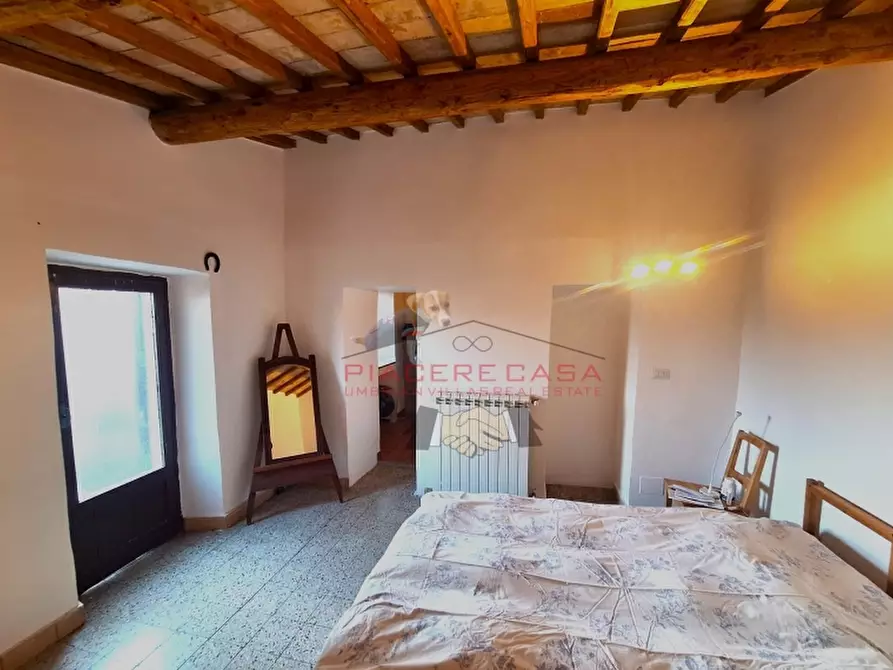 Immagine 11 di Appartamento in vendita  in Centro storico a Porano