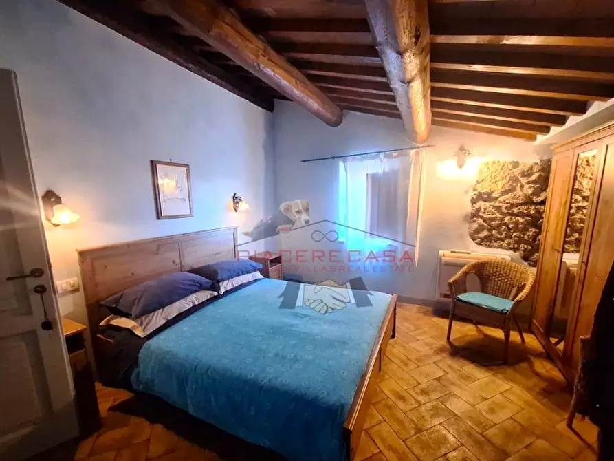 Immagine 22 di Appartamento in vendita  in Castiglione in teverina a Castiglione In Teverina