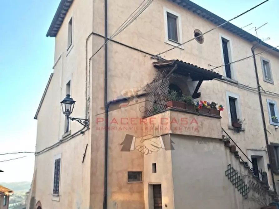 Immagine 2 di Appartamento in vendita  in Castiglione in teverina a Castiglione In Teverina