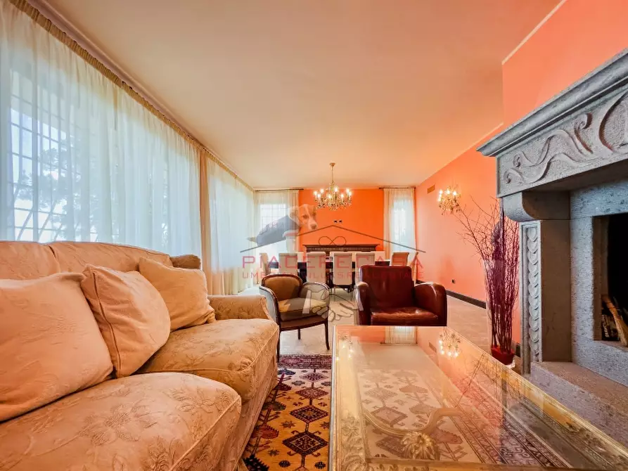 Immagine 15 di Villa in vendita  in Orvieto a Orvieto