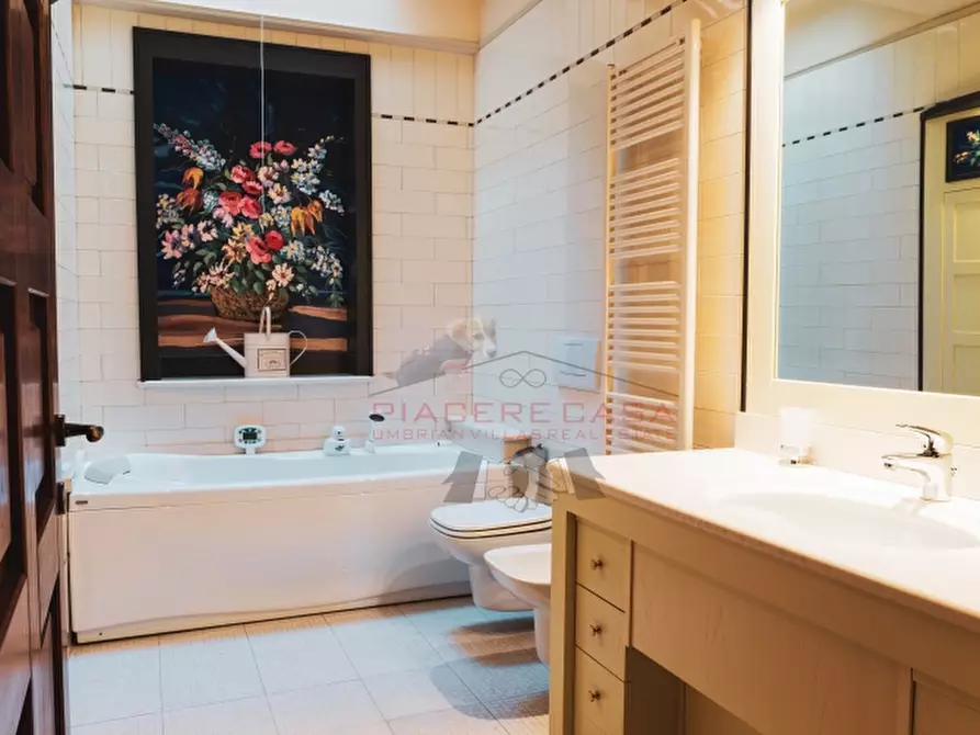 Immagine 32 di Villa in vendita  in Orvieto a Orvieto