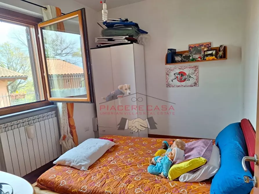 Immagine 8 di Appartamento in vendita  in Porano a Porano