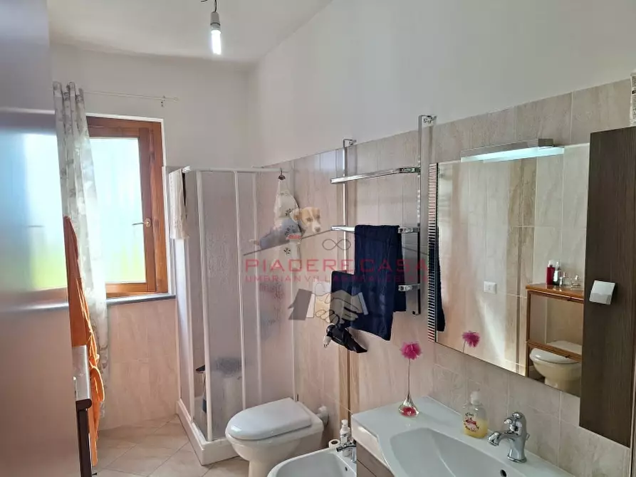 Immagine 10 di Appartamento in vendita  in Porano a Porano