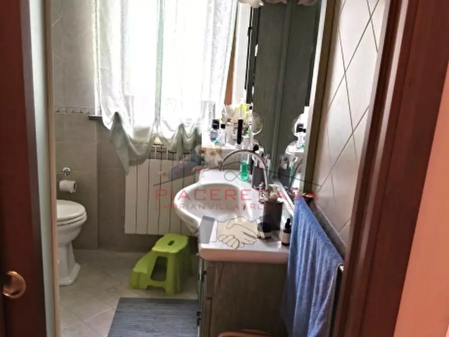 Immagine 2 di Villetta a schiera in vendita  in Porano a Porano