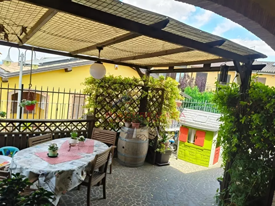 Immagine 5 di Villetta a schiera in vendita  in Porano a Porano