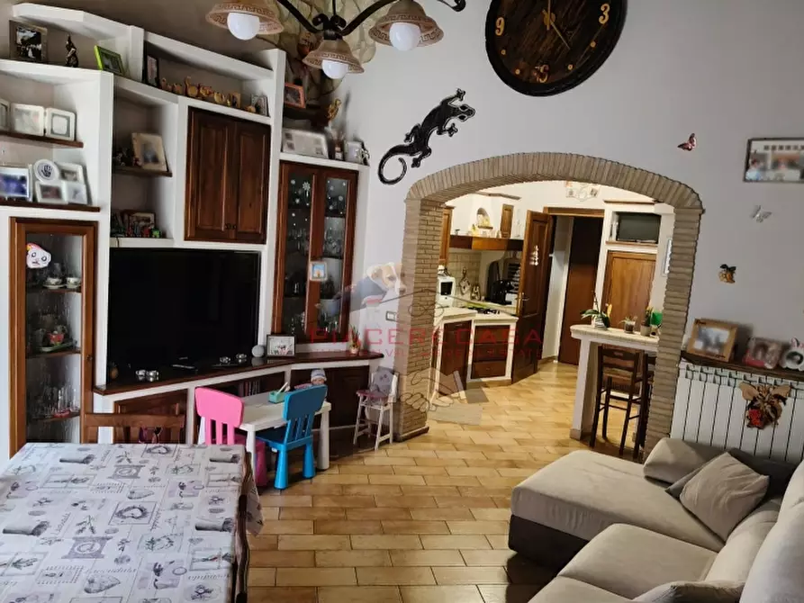 Immagine 7 di Villetta a schiera in vendita  in Porano a Porano