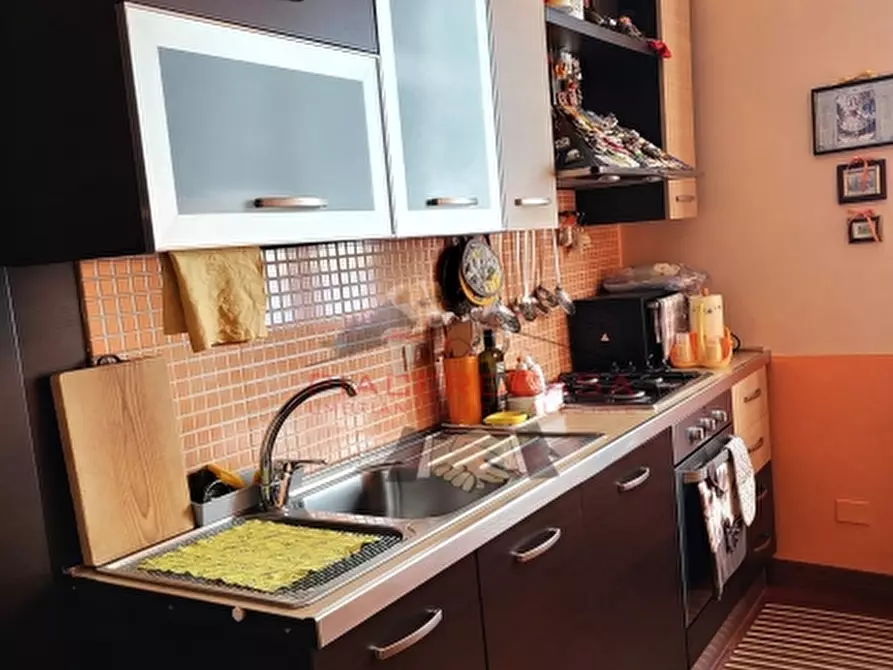 Immagine 13 di Appartamento in vendita  in centro storico a Orvieto