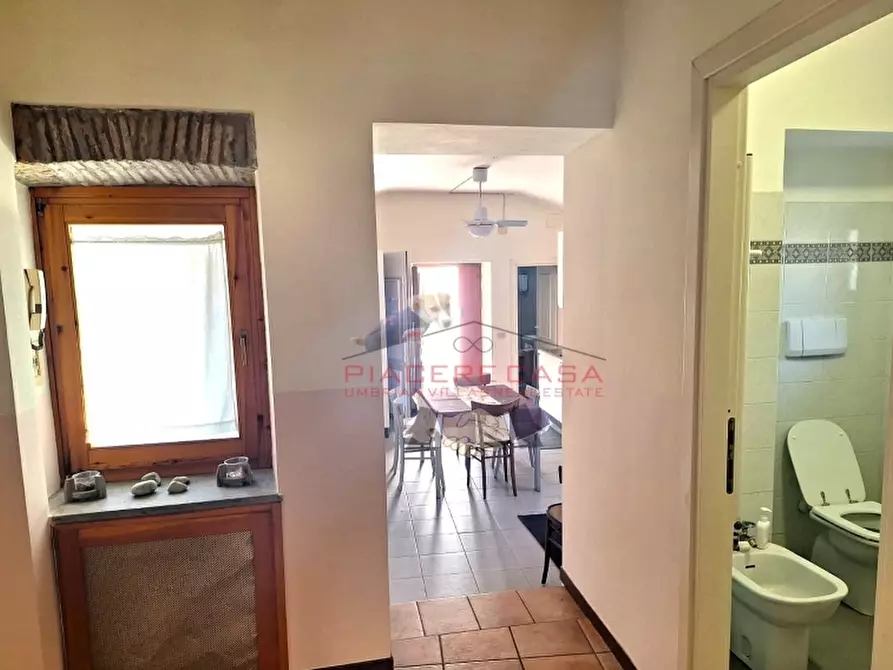 Immagine 11 di Appartamento in vendita  in Orvieto centro a Orvieto