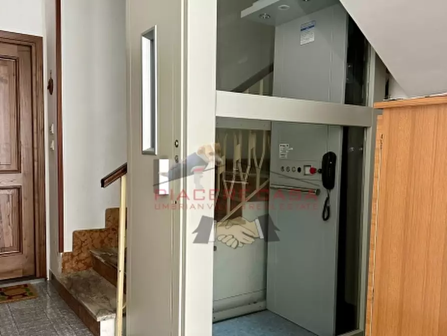 Immagine 33 di Appartamento in vendita  in Orvieto centro a Orvieto