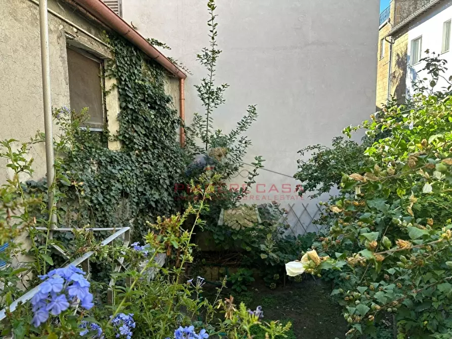 Immagine 13 di Appartamento in vendita  in centro storico a Orvieto