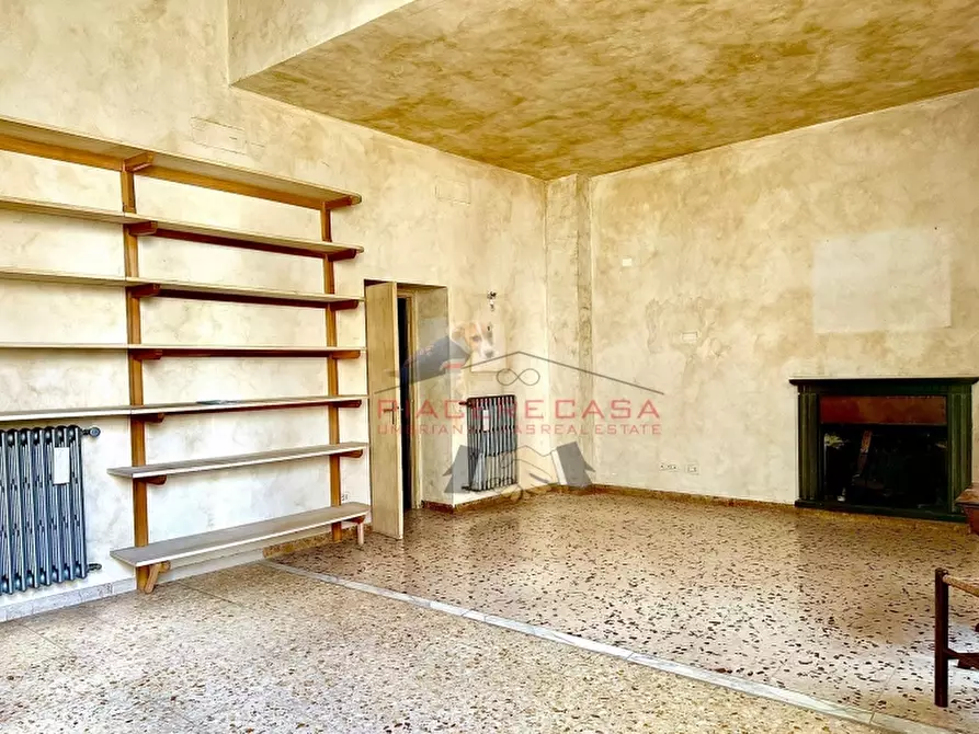 Immagine 3 di Appartamento in vendita  in centro storico a Orvieto