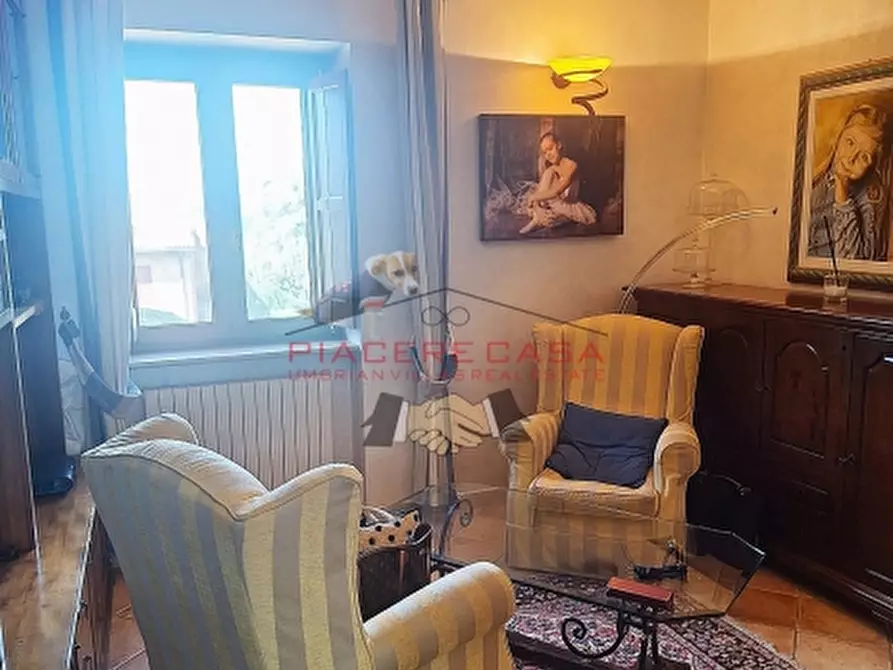 Immagine 7 di Appartamento in vendita  in piazza del popolo a Orvieto