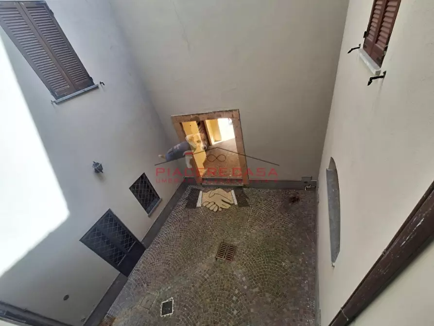 Immagine 29 di Appartamento in vendita  in piazza del popolo a Orvieto