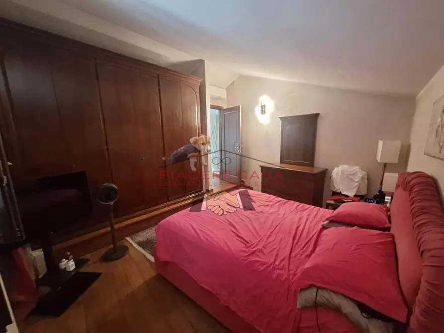 Immagine 39 di Appartamento in vendita  in piazza del popolo a Orvieto