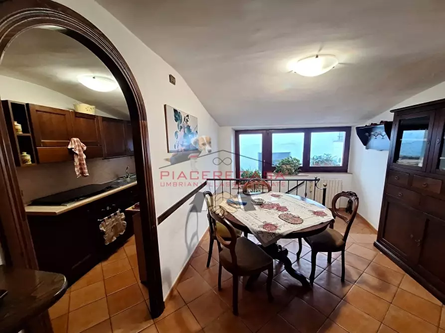 Immagine 2 di Appartamento in vendita  in orvieto centro a Orvieto