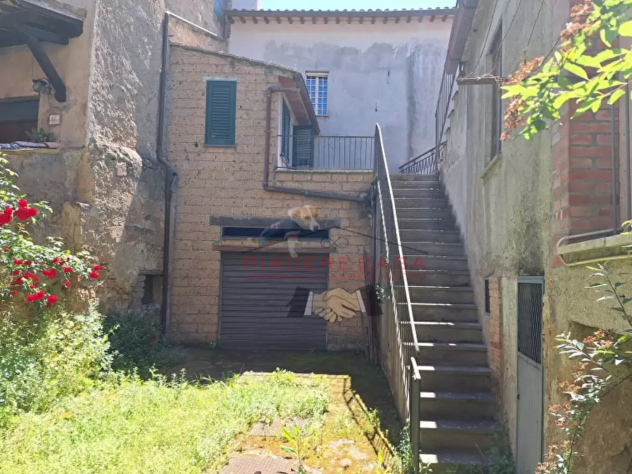 Immagine 9 di Appartamento in vendita  in orvieto centro a Orvieto