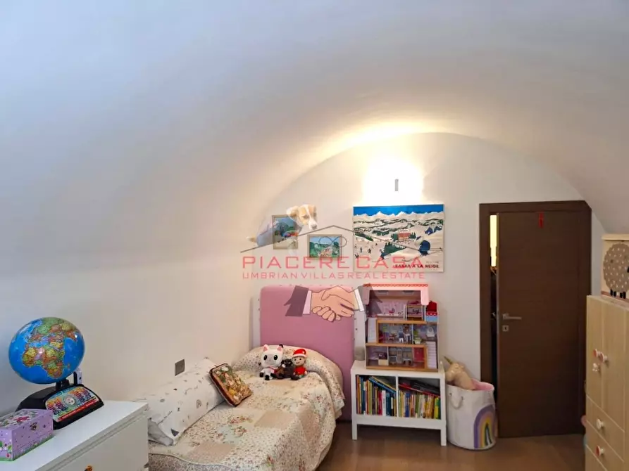 Immagine 18 di Appartamento in vendita  in Orvieto centro storico a Orvieto