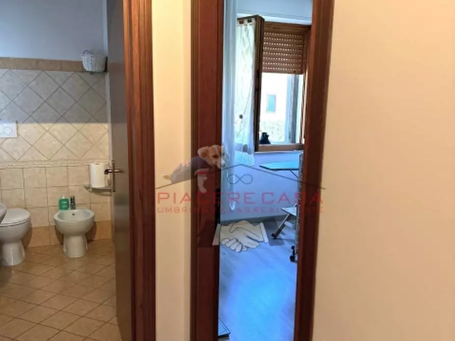 Immagine 14 di Appartamento in vendita  in Porano a Porano