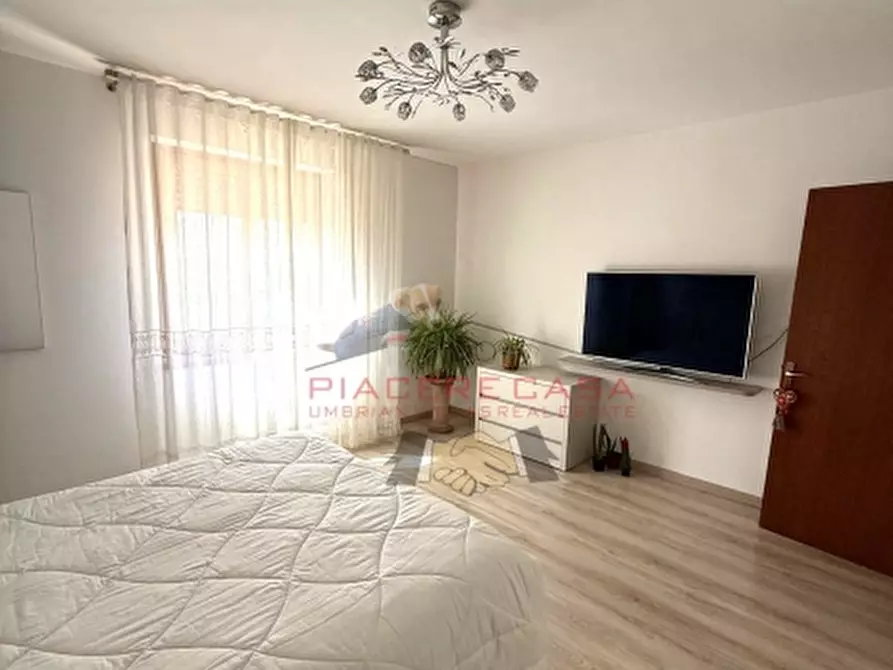 Immagine 20 di Appartamento in vendita  in Porano a Porano