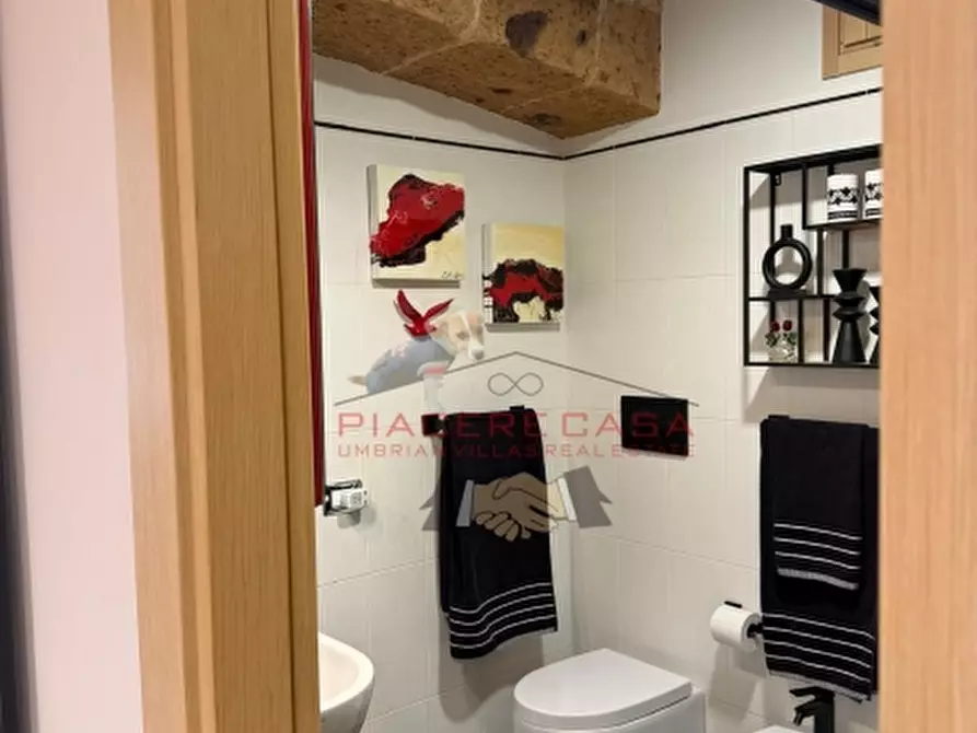 Immagine 14 di Appartamento in vendita  in Orvieto centro a Orvieto