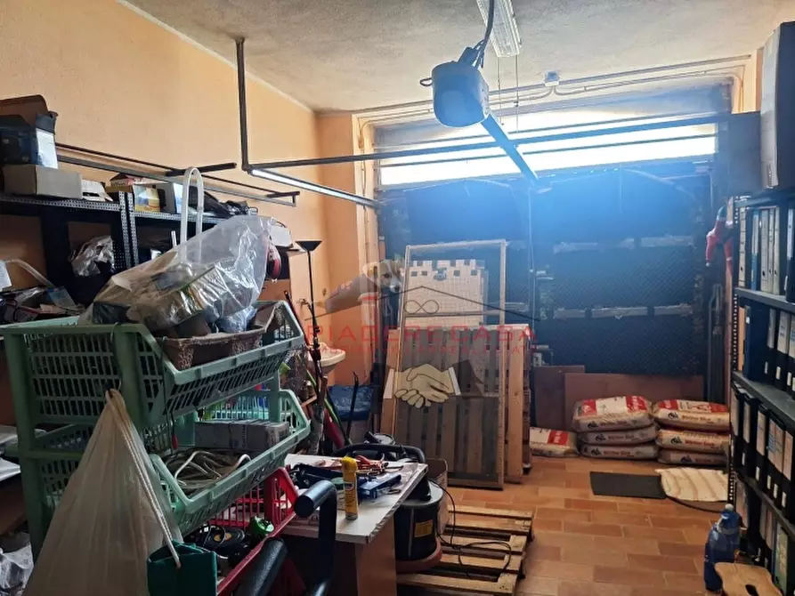 Immagine 22 di Appartamento in vendita  in Porano a Porano
