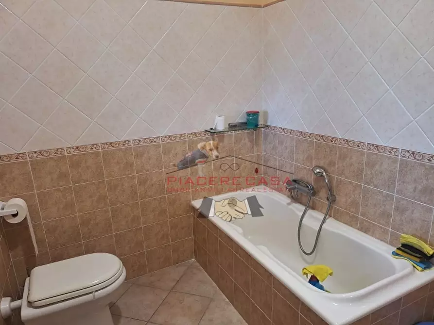 Immagine 6 di Appartamento in vendita  in Porano a Porano