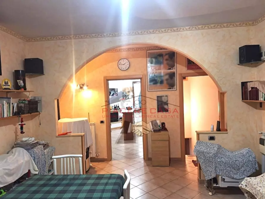 Immagine 2 di Appartamento in vendita  in Porano a Porano