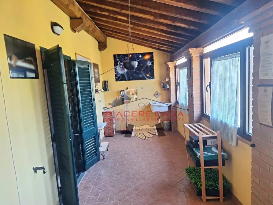 Immagine 10 di Appartamento in vendita  in Porano a Porano