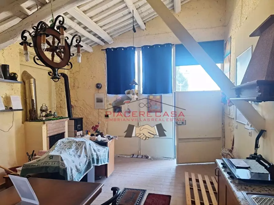Immagine 19 di Appartamento in vendita  in Porano a Porano