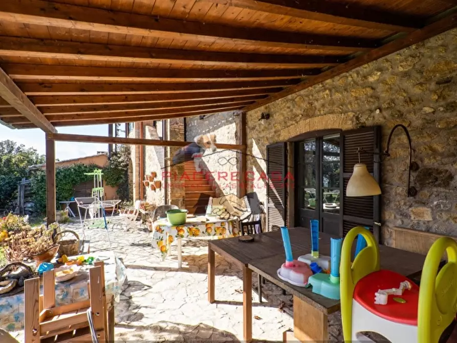Immagine 26 di Rustico / casale in vendita  in - a Orvieto