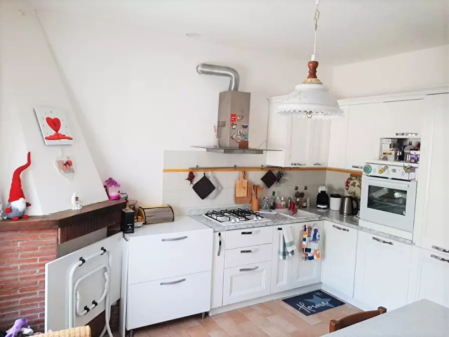 Immagine 9 di Casa semindipendente in vendita  in - a Orvieto