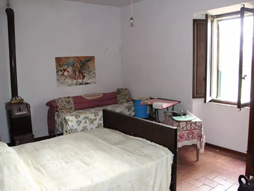 Immagine 30 di Rustico / casale in vendita  in castel giorgio a Castel Giorgio