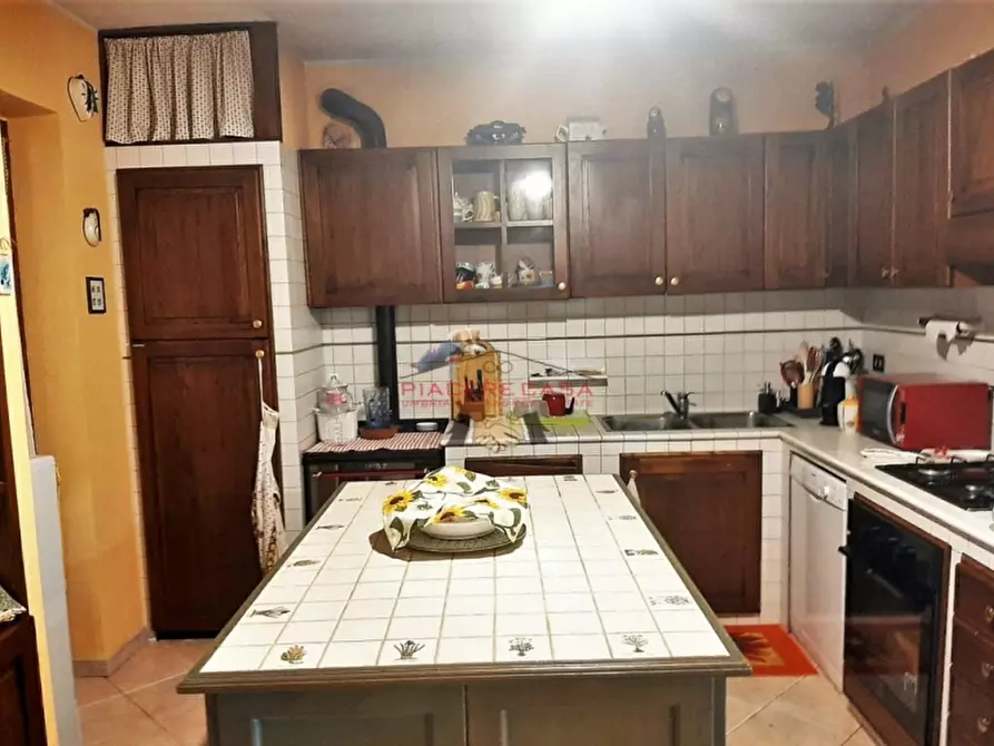 Immagine 15 di Villetta a schiera in vendita  in - a Orvieto