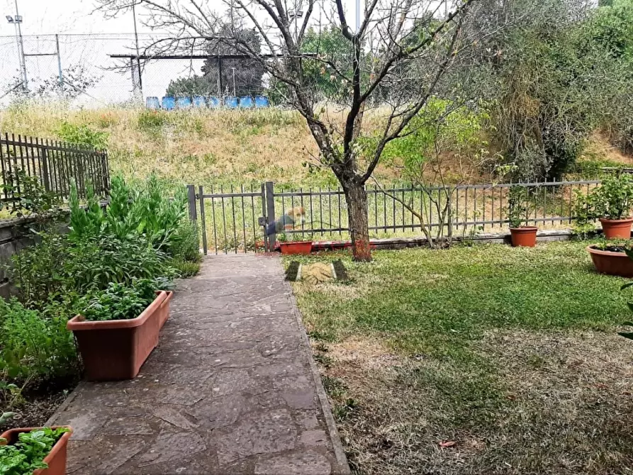 Immagine 18 di Villetta a schiera in vendita  in - a Orvieto