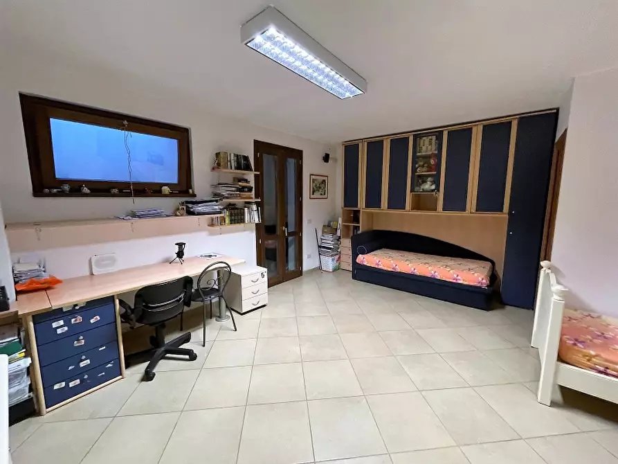 Immagine 21 di Casa semindipendente in vendita  in - a Orvieto