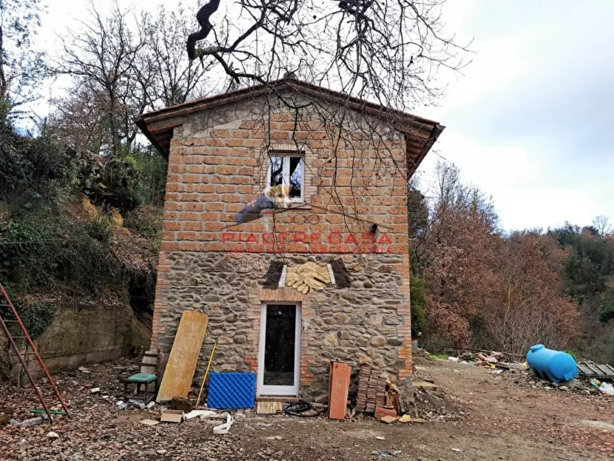 Immagine 2 di Rustico / casale in vendita  in - a Orvieto