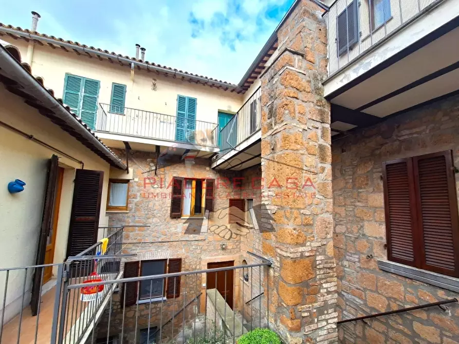 Immagine 18 di Appartamento in vendita  in Orvieto centro a Orvieto