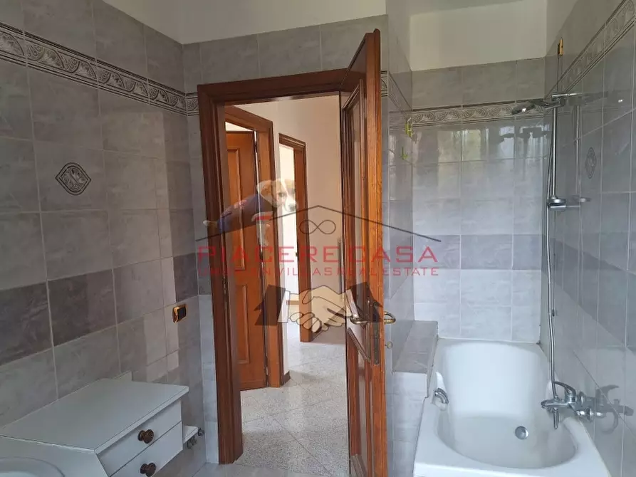 Immagine 6 di Appartamento in vendita  in Porano a Porano