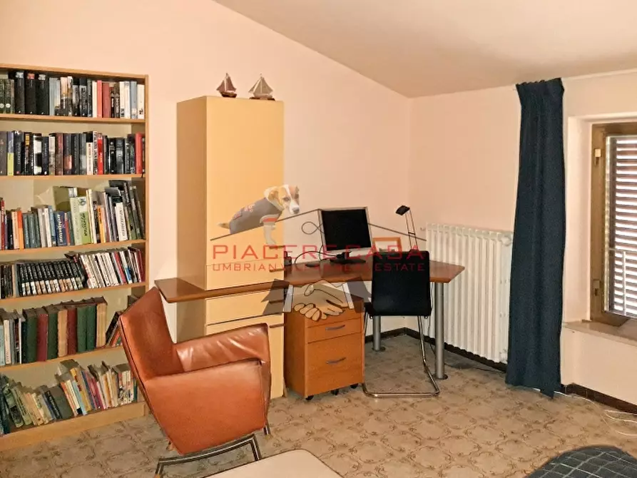 Immagine 17 di Rustico / casale in vendita  in Porano a Porano