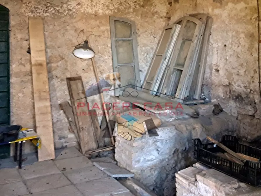 Immagine 31 di Rustico / casale in vendita  in Porano a Porano