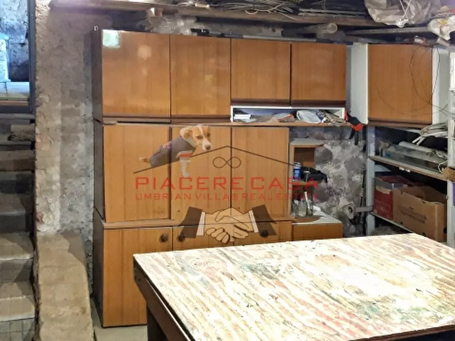 Immagine 35 di Rustico / casale in vendita  in Porano a Porano