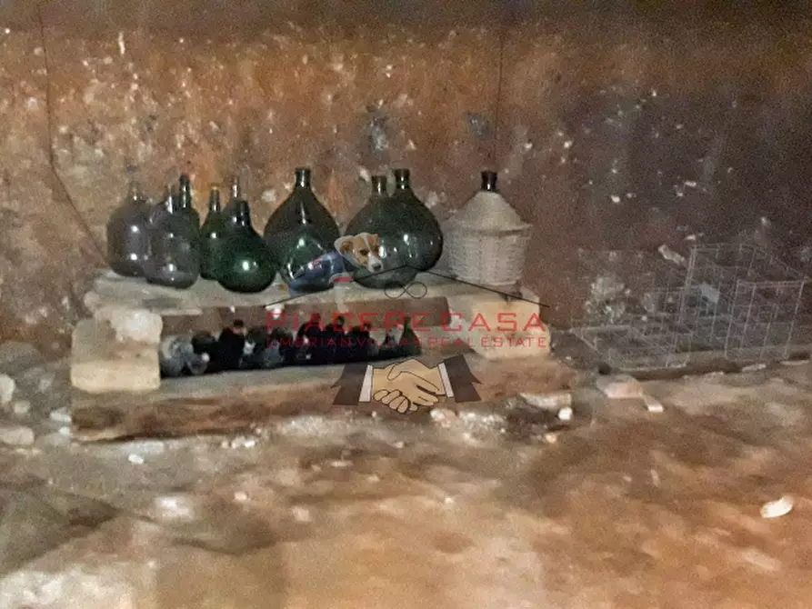 Immagine 32 di Rustico / casale in vendita  in Porano a Porano
