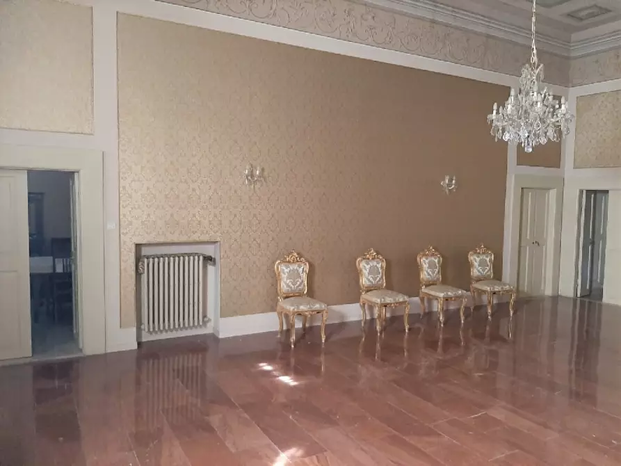 Immagine 2 di Appartamento in vendita  a Orvieto